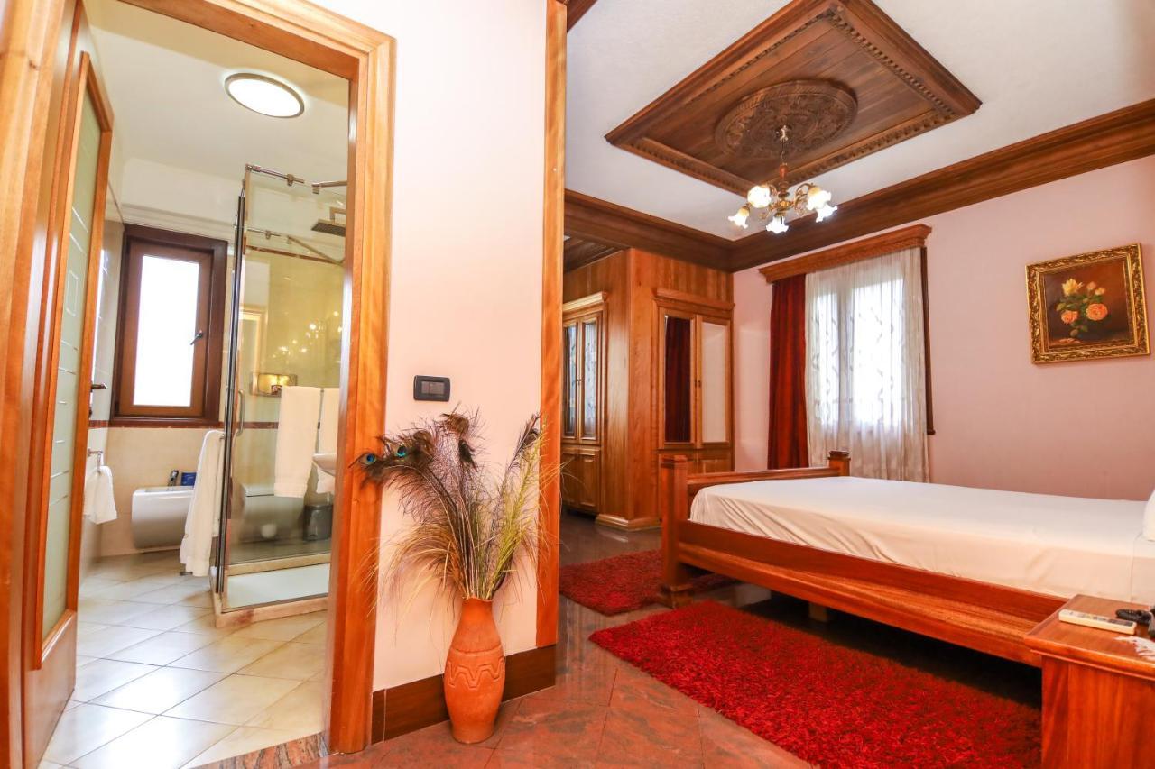 Brilant Antik Center Hotel Tirana Exterior photo
